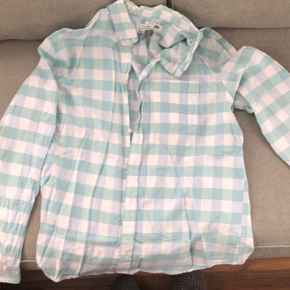 Mens size XL slim fit blue and green button down shirt.